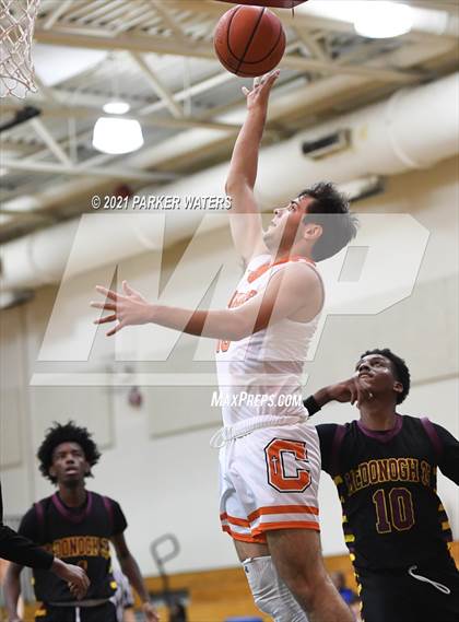 Thumbnail 3 in Catholic-B.R. vs McDonogh 35 (Country Day Classic) photogallery.