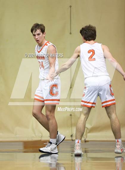 Thumbnail 3 in Catholic-B.R. vs McDonogh 35 (Country Day Classic) photogallery.