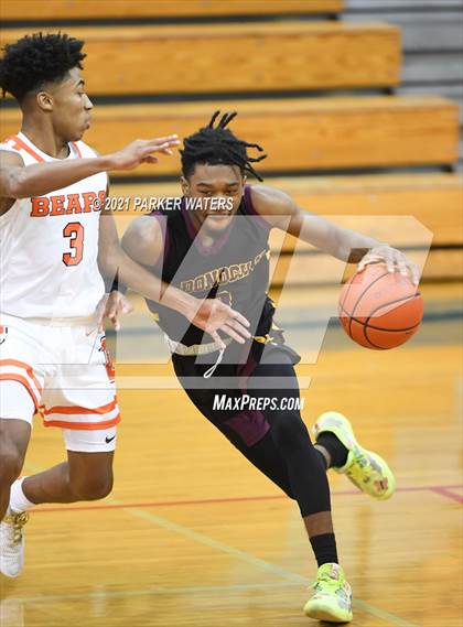 Thumbnail 3 in Catholic-B.R. vs McDonogh 35 (Country Day Classic) photogallery.