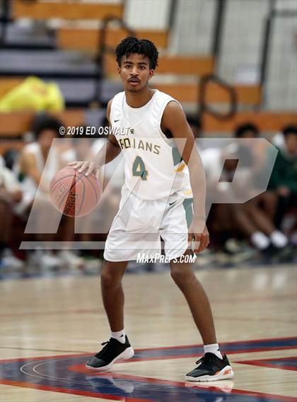 Thumbnail 2 in Encinal vs. Castro Valley (Don Nelson Classic Semifinal) photogallery.