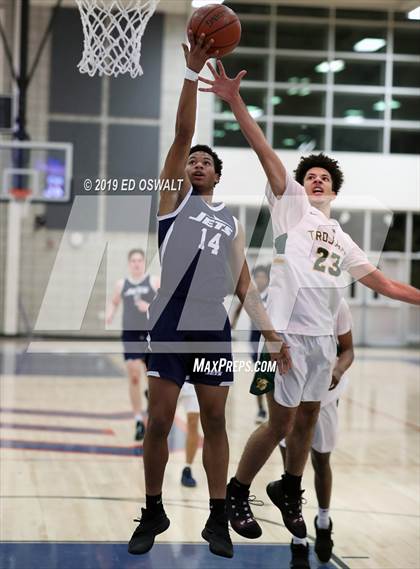 Thumbnail 1 in Encinal vs. Castro Valley (Don Nelson Classic Semifinal) photogallery.