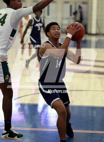Thumbnail 1 in Encinal vs. Castro Valley (Don Nelson Classic Semifinal) photogallery.