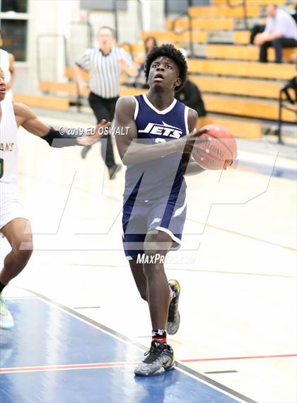 Thumbnail 3 in Encinal vs. Castro Valley (Don Nelson Classic Semifinal) photogallery.