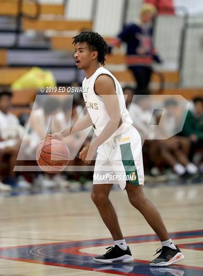 Thumbnail 3 in Encinal vs. Castro Valley (Don Nelson Classic Semifinal) photogallery.