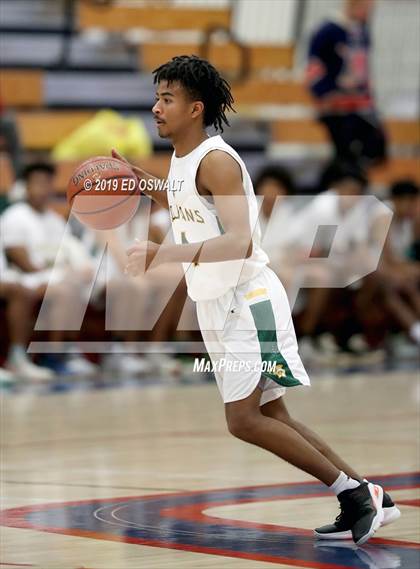 Thumbnail 1 in Encinal vs. Castro Valley (Don Nelson Classic Semifinal) photogallery.
