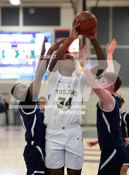 Thumbnail 1 in Encinal vs. Castro Valley (Don Nelson Classic Semifinal) photogallery.