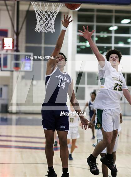 Thumbnail 2 in Encinal vs. Castro Valley (Don Nelson Classic Semifinal) photogallery.