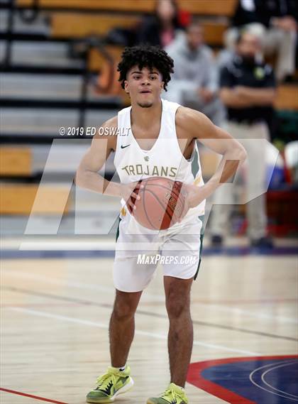 Thumbnail 3 in Encinal vs. Castro Valley (Don Nelson Classic Semifinal) photogallery.