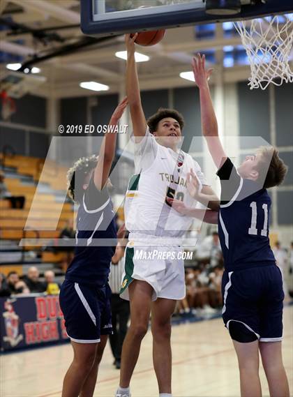 Thumbnail 3 in Encinal vs. Castro Valley (Don Nelson Classic Semifinal) photogallery.