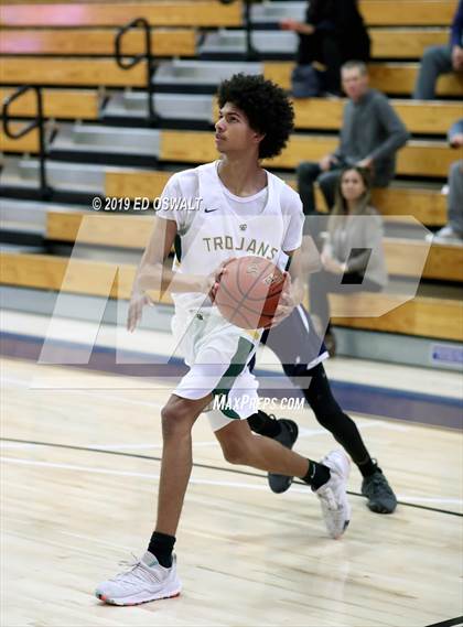 Thumbnail 1 in Encinal vs. Castro Valley (Don Nelson Classic Semifinal) photogallery.