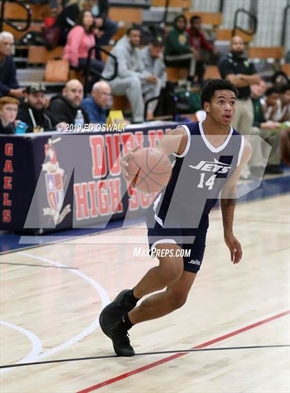 Thumbnail 1 in Encinal vs. Castro Valley (Don Nelson Classic Semifinal) photogallery.