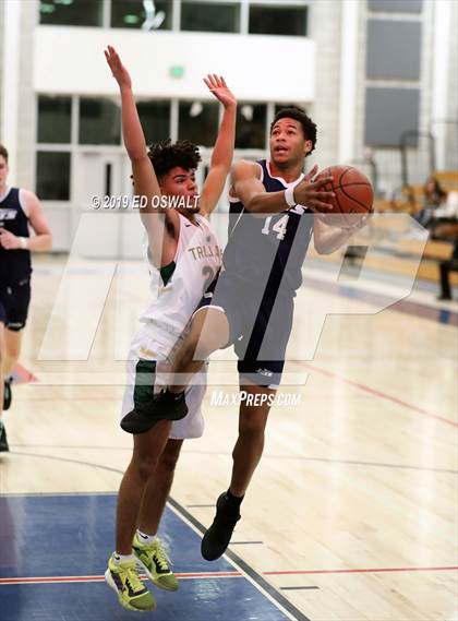 Thumbnail 1 in Encinal vs. Castro Valley (Don Nelson Classic Semifinal) photogallery.