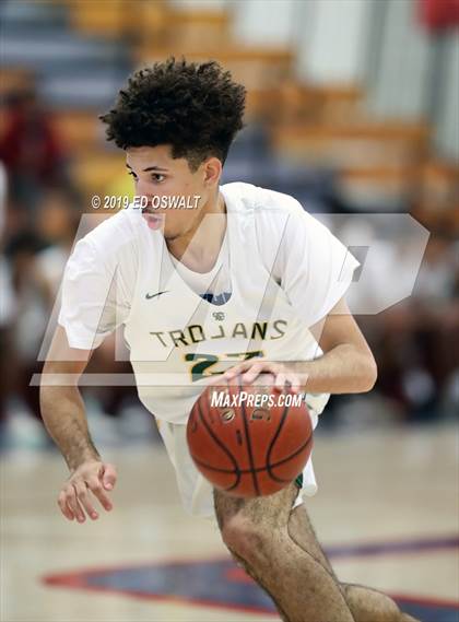 Thumbnail 3 in Encinal vs. Castro Valley (Don Nelson Classic Semifinal) photogallery.