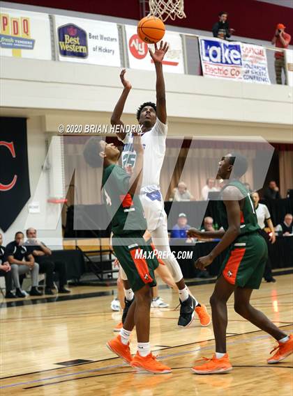 Thumbnail 3 in East Lincoln vs. Lake Norman Charter (South Fork 2A Conference Tournament Final) photogallery.