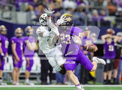 Thumbnail 3 in South Oak Cliff vs. Liberty Hill (UIL Football 5A D2 Finals) photogallery.
