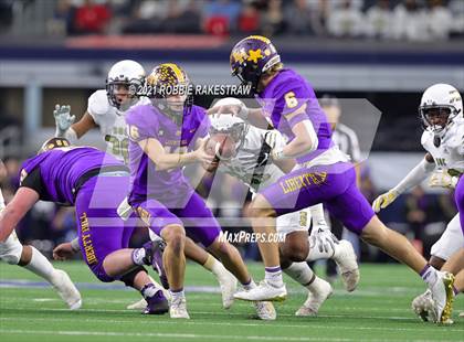 Thumbnail 2 in South Oak Cliff vs. Liberty Hill (UIL Football 5A D2 Finals) photogallery.