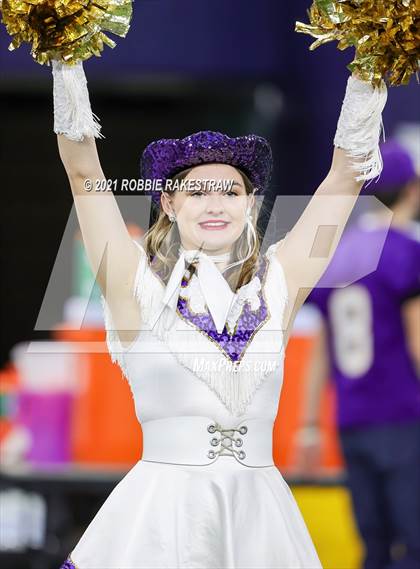 Thumbnail 2 in South Oak Cliff vs. Liberty Hill (UIL Football 5A D2 Finals) photogallery.