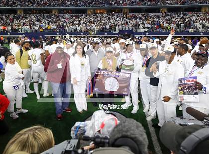 Thumbnail 3 in South Oak Cliff vs. Liberty Hill (UIL Football 5A D2 Finals) photogallery.