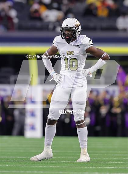 Thumbnail 2 in South Oak Cliff vs. Liberty Hill (UIL Football 5A D2 Finals) photogallery.