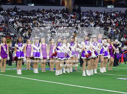 Thumbnail 3 in South Oak Cliff vs. Liberty Hill (UIL Football 5A D2 Finals) photogallery.