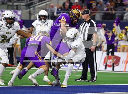 Thumbnail 2 in South Oak Cliff vs. Liberty Hill (UIL Football 5A D2 Finals) photogallery.