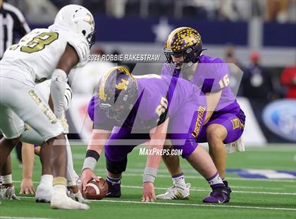 Thumbnail 2 in South Oak Cliff vs. Liberty Hill (UIL Football 5A D2 Finals) photogallery.
