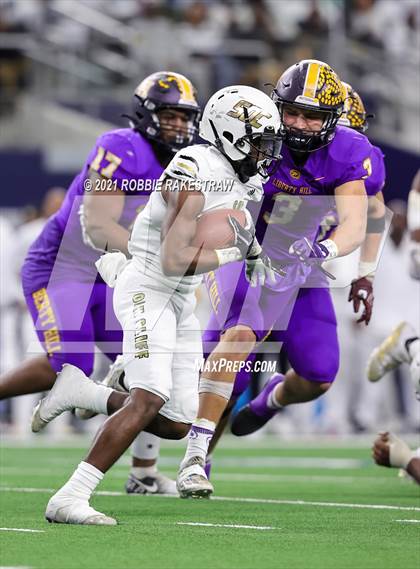 Thumbnail 1 in South Oak Cliff vs. Liberty Hill (UIL Football 5A D2 Finals) photogallery.
