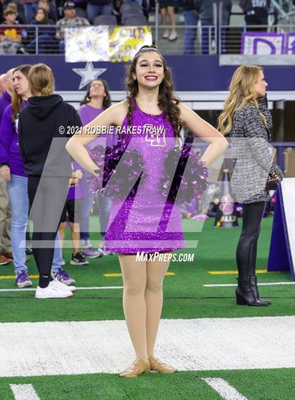 Thumbnail 2 in South Oak Cliff vs. Liberty Hill (UIL Football 5A D2 Finals) photogallery.