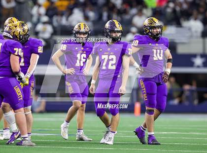 Thumbnail 3 in South Oak Cliff vs. Liberty Hill (UIL Football 5A D2 Finals) photogallery.