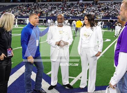 Thumbnail 3 in South Oak Cliff vs. Liberty Hill (UIL Football 5A D2 Finals) photogallery.