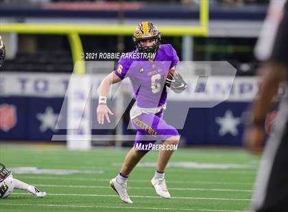 Thumbnail 3 in South Oak Cliff vs. Liberty Hill (UIL Football 5A D2 Finals) photogallery.