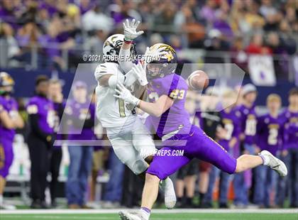 Thumbnail 2 in South Oak Cliff vs. Liberty Hill (UIL Football 5A D2 Finals) photogallery.