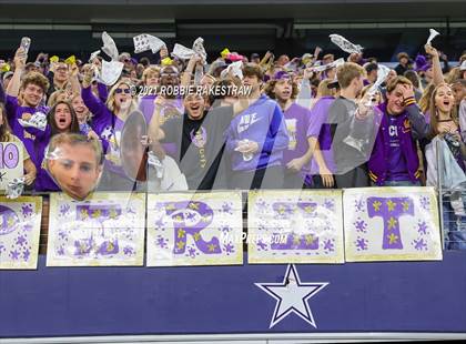 Thumbnail 2 in South Oak Cliff vs. Liberty Hill (UIL Football 5A D2 Finals) photogallery.