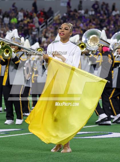 Thumbnail 2 in South Oak Cliff vs. Liberty Hill (UIL Football 5A D2 Finals) photogallery.