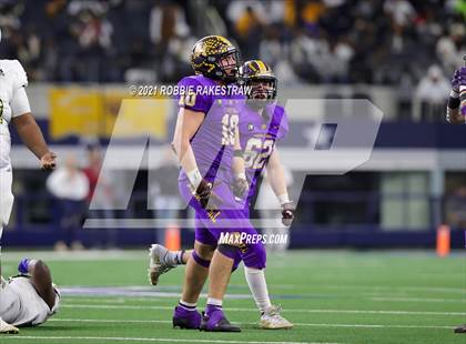 Thumbnail 2 in South Oak Cliff vs. Liberty Hill (UIL Football 5A D2 Finals) photogallery.