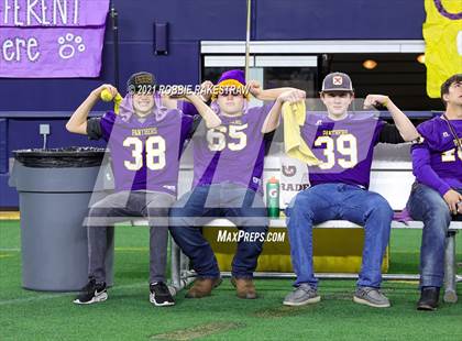 Thumbnail 3 in South Oak Cliff vs. Liberty Hill (UIL Football 5A D2 Finals) photogallery.