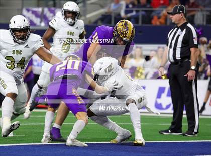 Thumbnail 3 in South Oak Cliff vs. Liberty Hill (UIL Football 5A D2 Finals) photogallery.