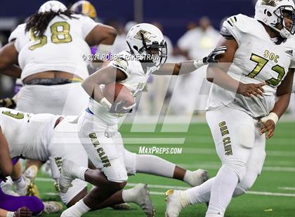 Thumbnail 3 in South Oak Cliff vs. Liberty Hill (UIL Football 5A D2 Finals) photogallery.