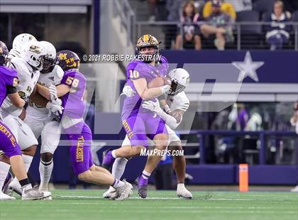Thumbnail 3 in South Oak Cliff vs. Liberty Hill (UIL Football 5A D2 Finals) photogallery.