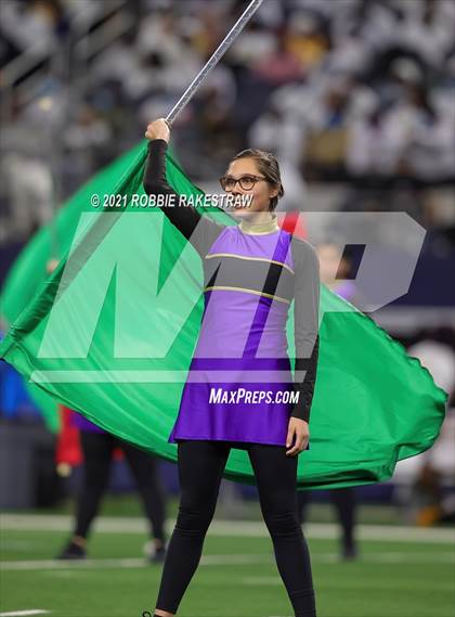 Thumbnail 1 in South Oak Cliff vs. Liberty Hill (UIL Football 5A D2 Finals) photogallery.