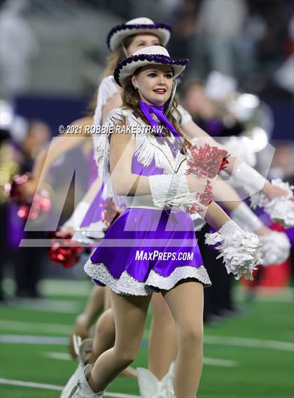 Thumbnail 1 in South Oak Cliff vs. Liberty Hill (UIL Football 5A D2 Finals) photogallery.