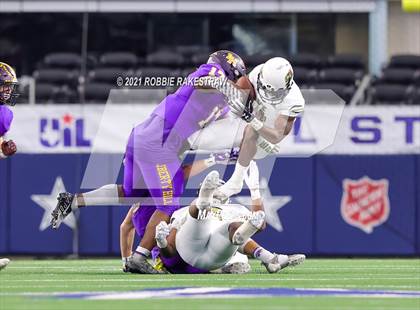 Thumbnail 3 in South Oak Cliff vs. Liberty Hill (UIL Football 5A D2 Finals) photogallery.