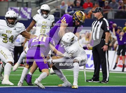Thumbnail 1 in South Oak Cliff vs. Liberty Hill (UIL Football 5A D2 Finals) photogallery.
