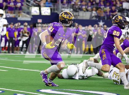 Thumbnail 1 in South Oak Cliff vs. Liberty Hill (UIL Football 5A D2 Finals) photogallery.
