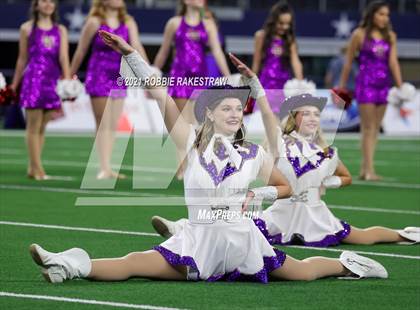 Thumbnail 1 in South Oak Cliff vs. Liberty Hill (UIL Football 5A D2 Finals) photogallery.