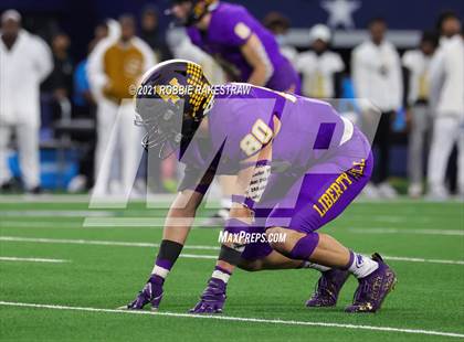 Thumbnail 2 in South Oak Cliff vs. Liberty Hill (UIL Football 5A D2 Finals) photogallery.