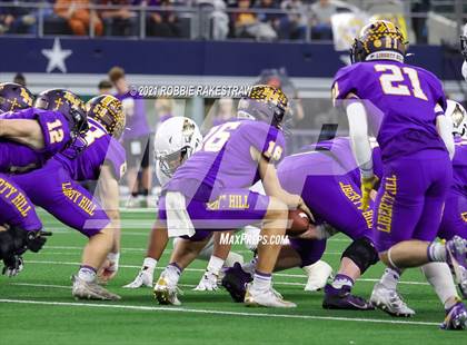 Thumbnail 3 in South Oak Cliff vs. Liberty Hill (UIL Football 5A D2 Finals) photogallery.