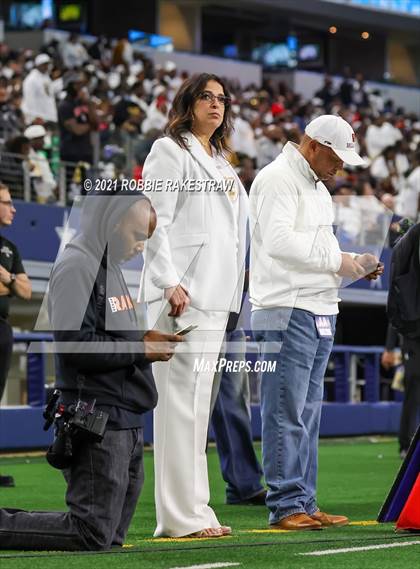Thumbnail 1 in South Oak Cliff vs. Liberty Hill (UIL Football 5A D2 Finals) photogallery.
