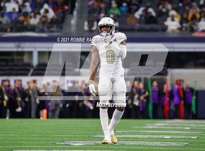 Thumbnail 2 in South Oak Cliff vs. Liberty Hill (UIL Football 5A D2 Finals) photogallery.