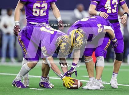 Thumbnail 1 in South Oak Cliff vs. Liberty Hill (UIL Football 5A D2 Finals) photogallery.
